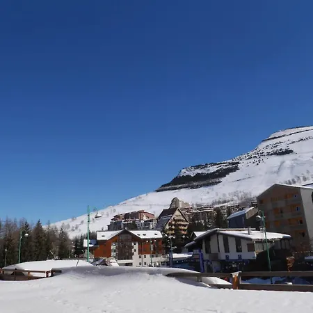 Apartment Marmotte 102 *